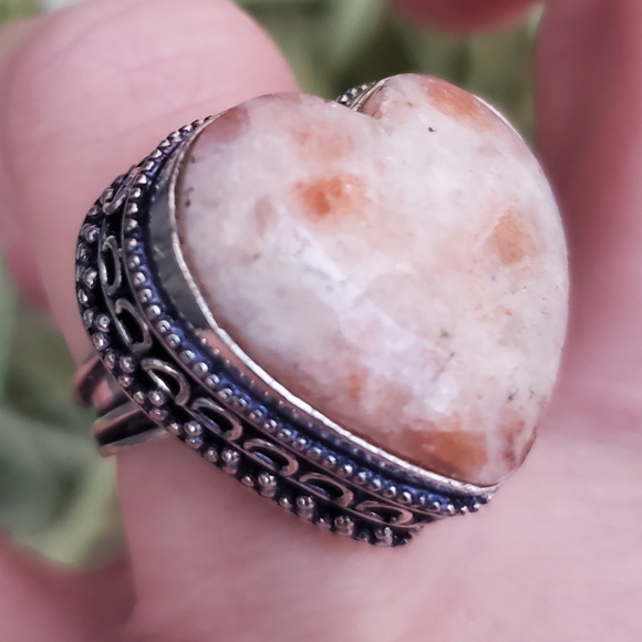 New Heart Shaped Sunstone 925 Silver Ring. - Picture 12 of 16